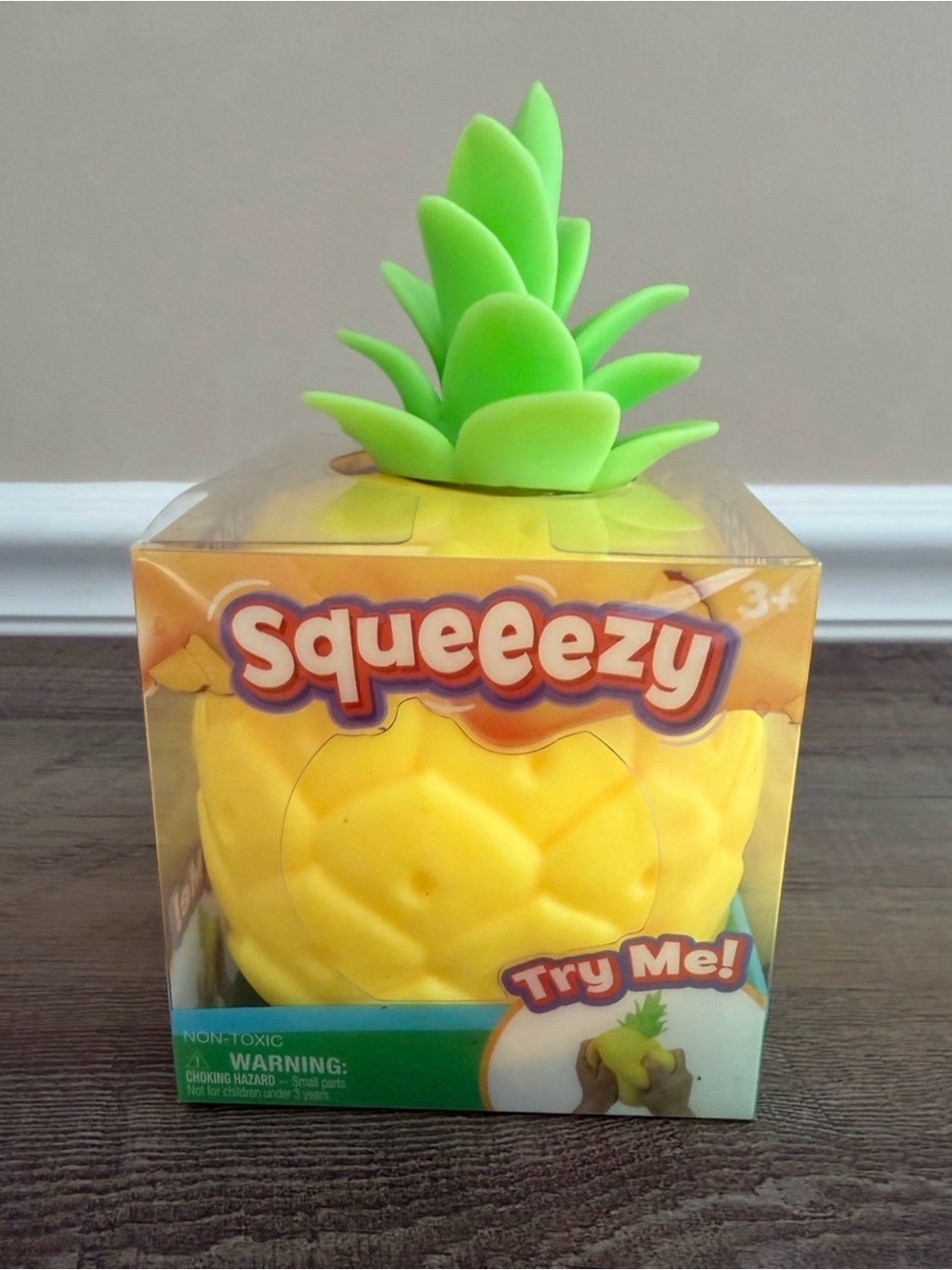 Pineapple Squishy Squeezy BRAND NEW